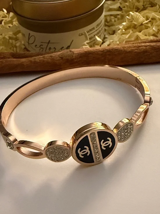 Fashion Jewelry Gold-Tone Black Enamel Crystal Accent Bracelet - Picture 6 of 6